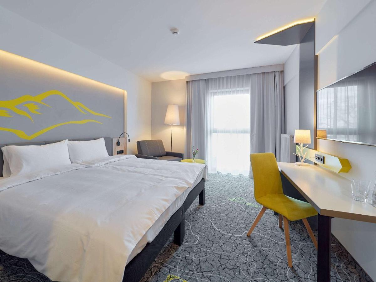 Hotel Ibis Styles Nowy Targ Exterior foto