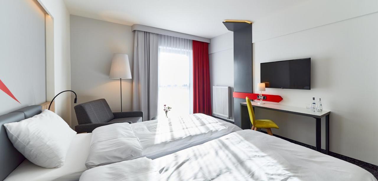 Hotel Ibis Styles Nowy Targ Exterior foto